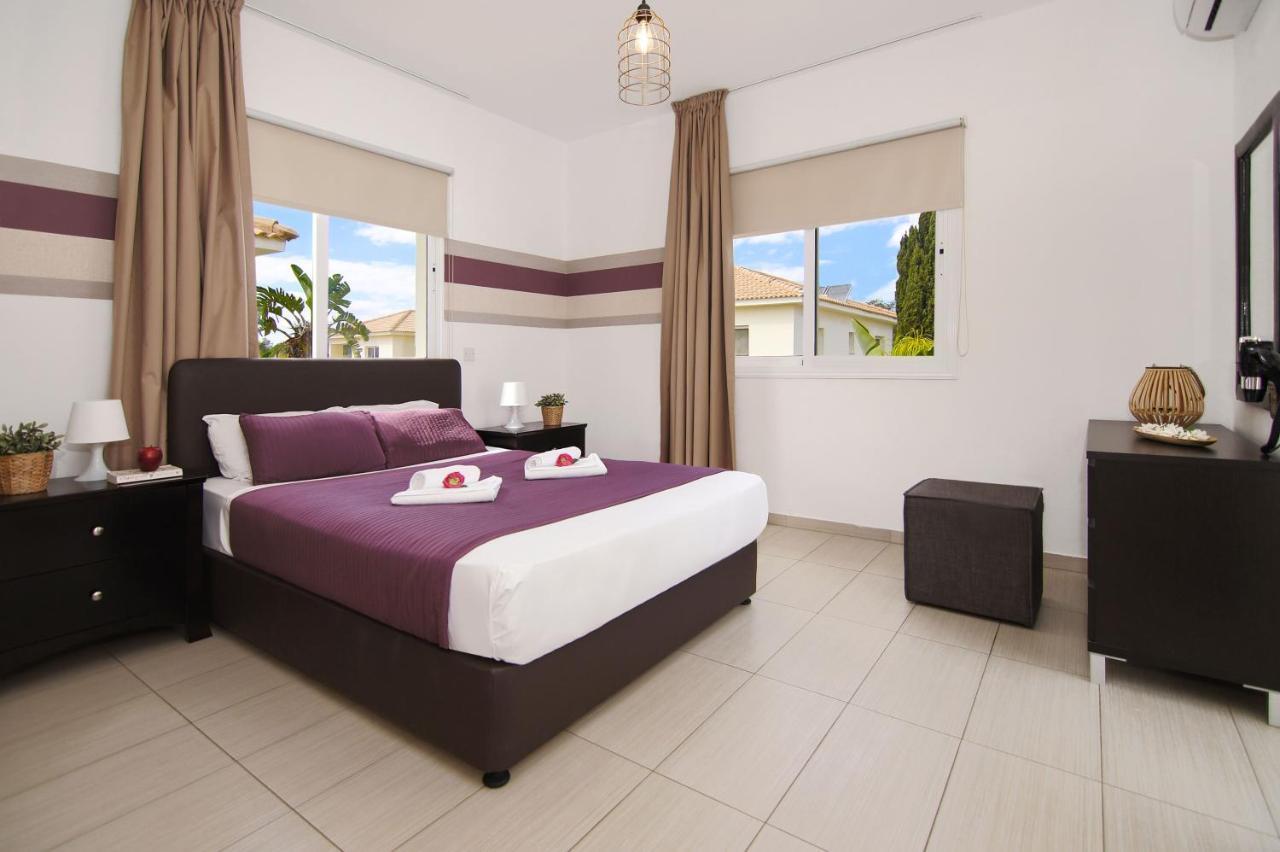 Nissi Sapphire Villa Ayia Napa Exteriör bild