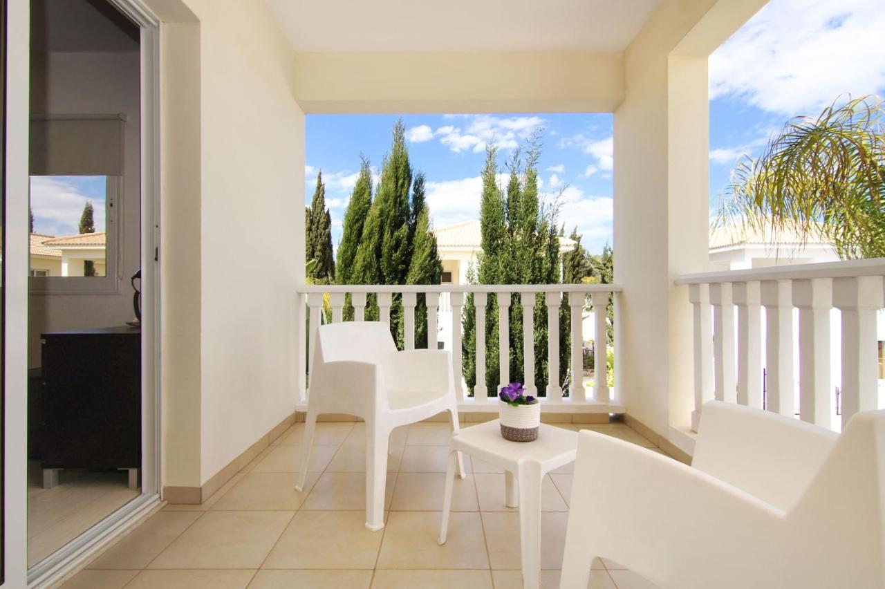 Nissi Sapphire Villa Ayia Napa Exteriör bild