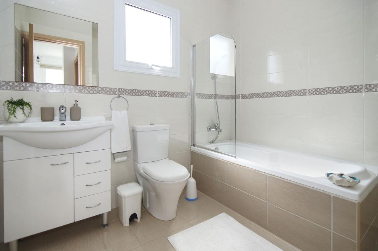 Nissi Sapphire Villa Ayia Napa Exteriör bild