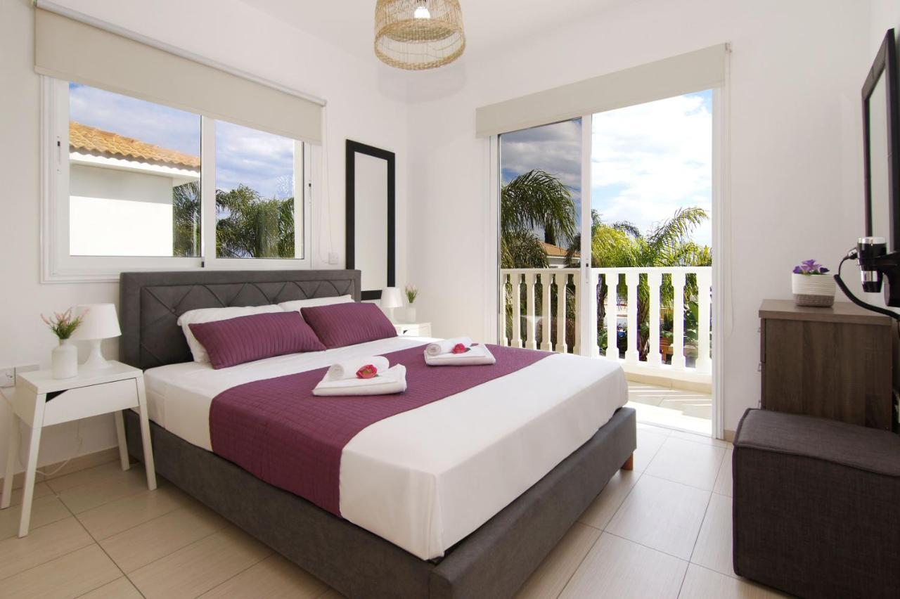 Nissi Sapphire Villa Ayia Napa Exteriör bild